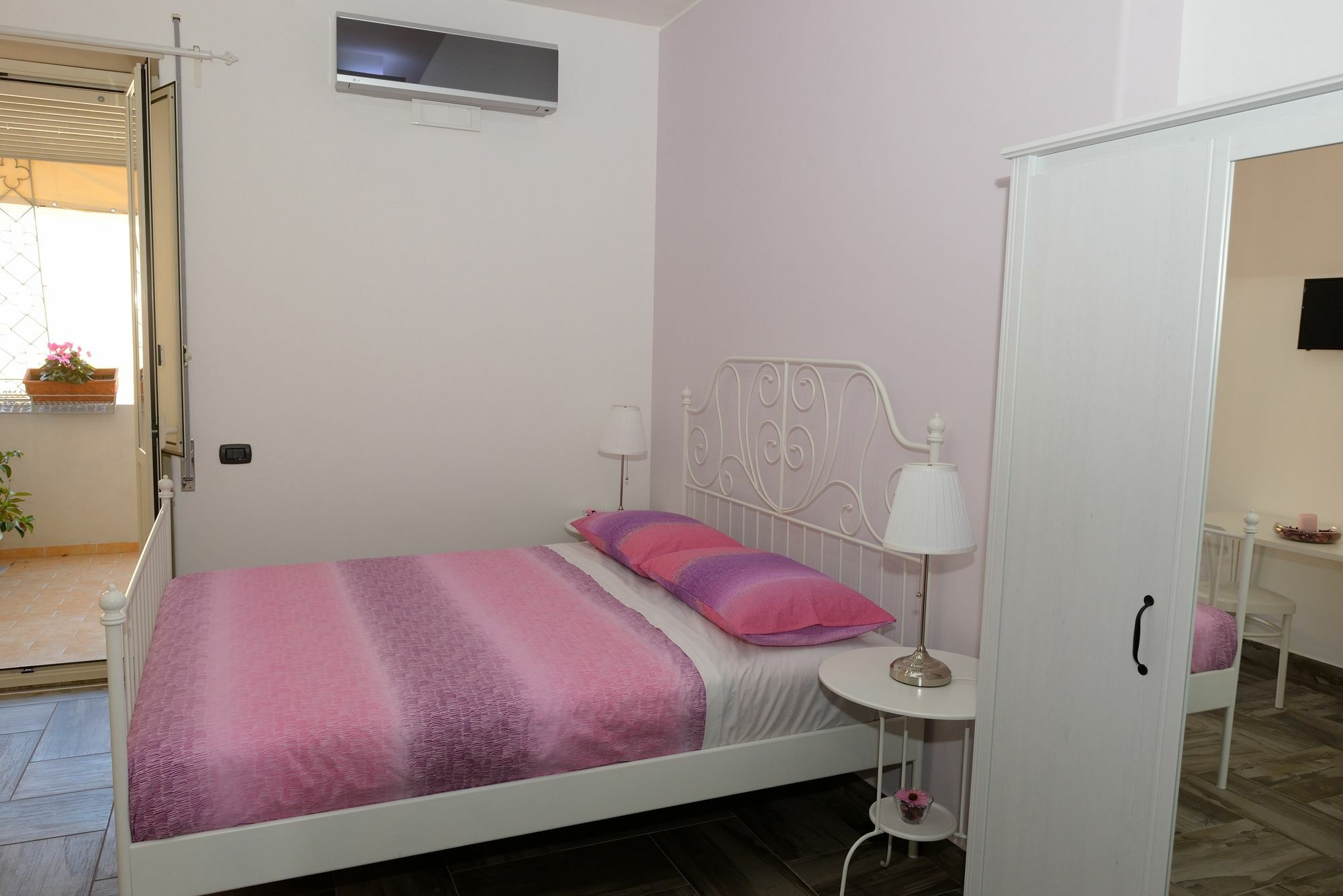 Casa Provenza Hotel Catania-Fontanarossai nemzetközi repülőtér Kültér fotó